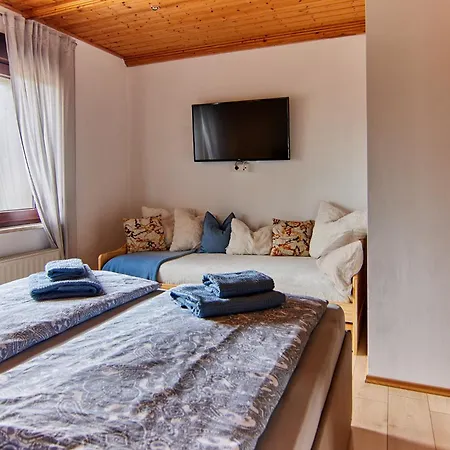 Boehms * Friedrichsbrunn