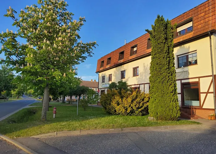 Boehms * 弗雷德里希斯布鲁恩