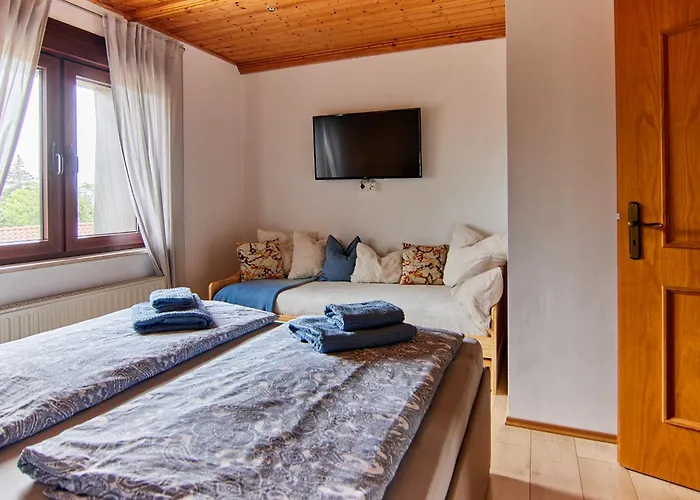 Boehms * 弗雷德里希斯布鲁恩